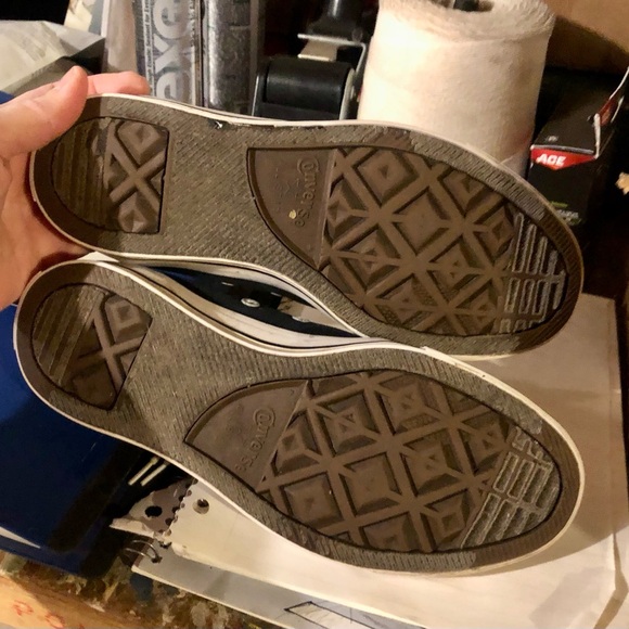 Converse low cut navy blue Lace-Up Sneakers - Picture 8 of 8